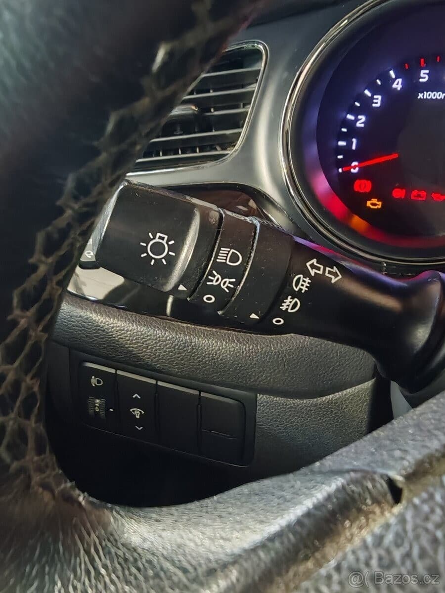 2012 Kia CEE'D - 9
