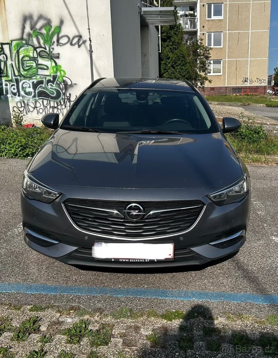 2018 Opel INSIGNIA - 9