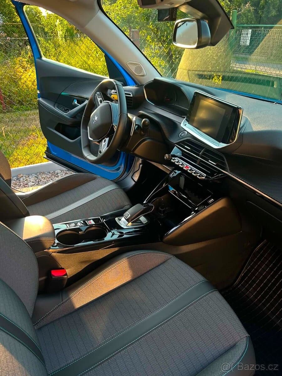 2021 Peugeot 2008 - 5