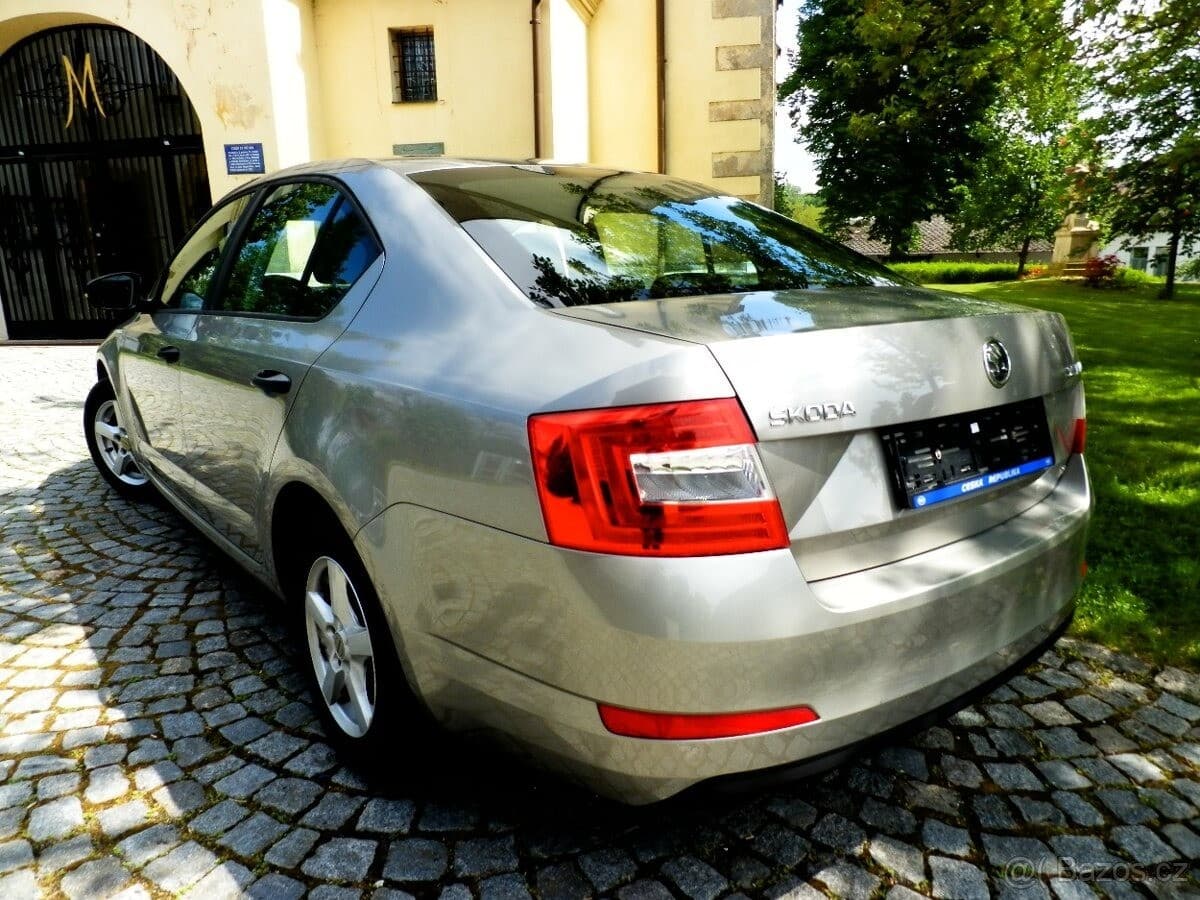 Škoda OCTAVIA - 5