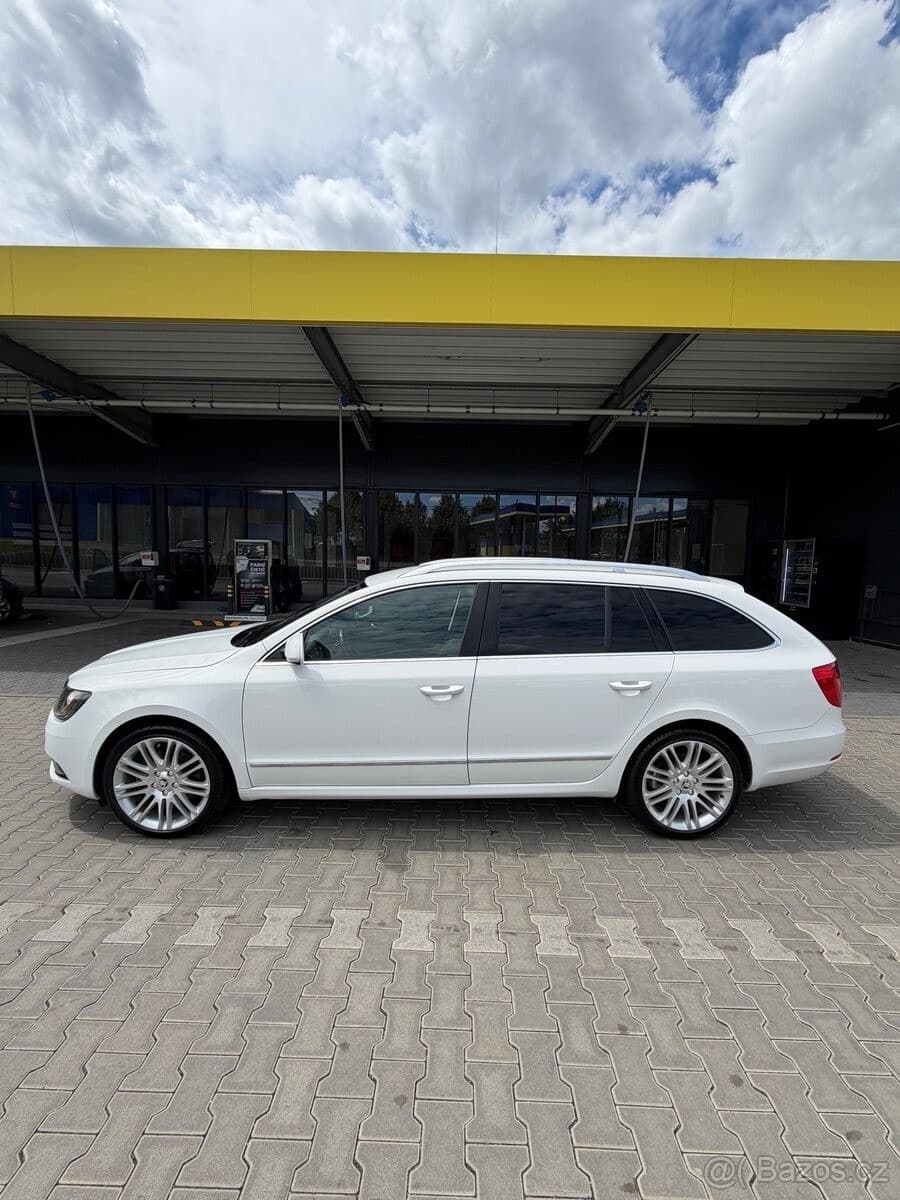 2014 Škoda SUPERB - 5
