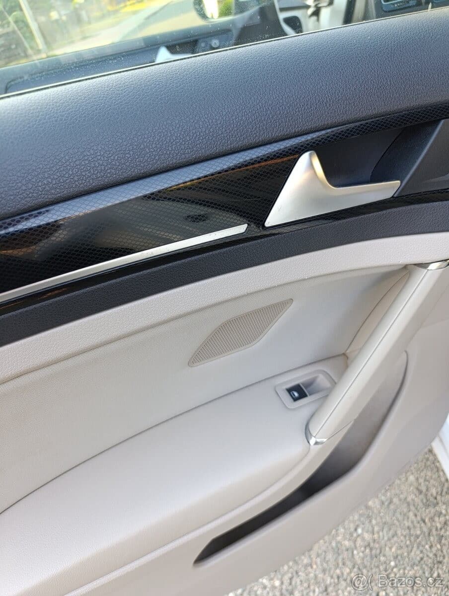 2015 Volkswagen GOLF - 13