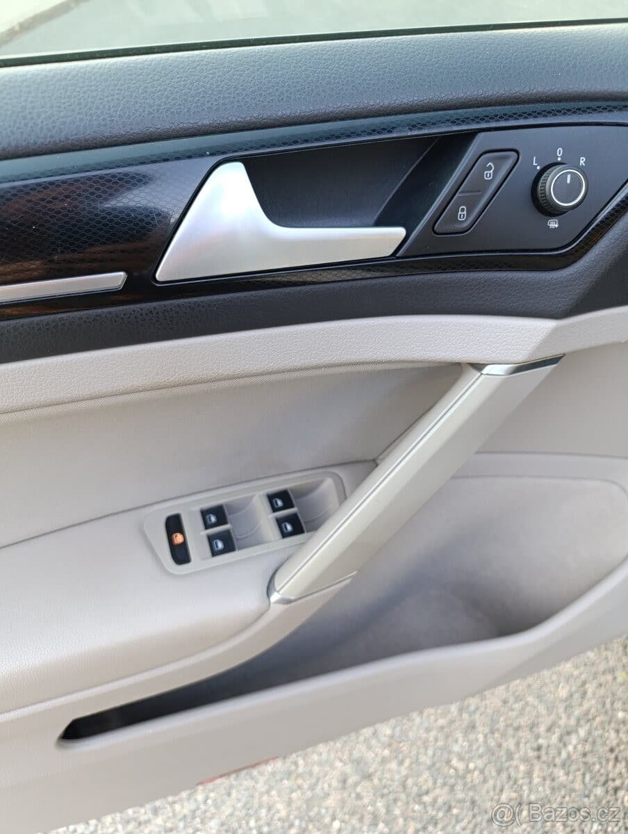 2015 Volkswagen GOLF - 14