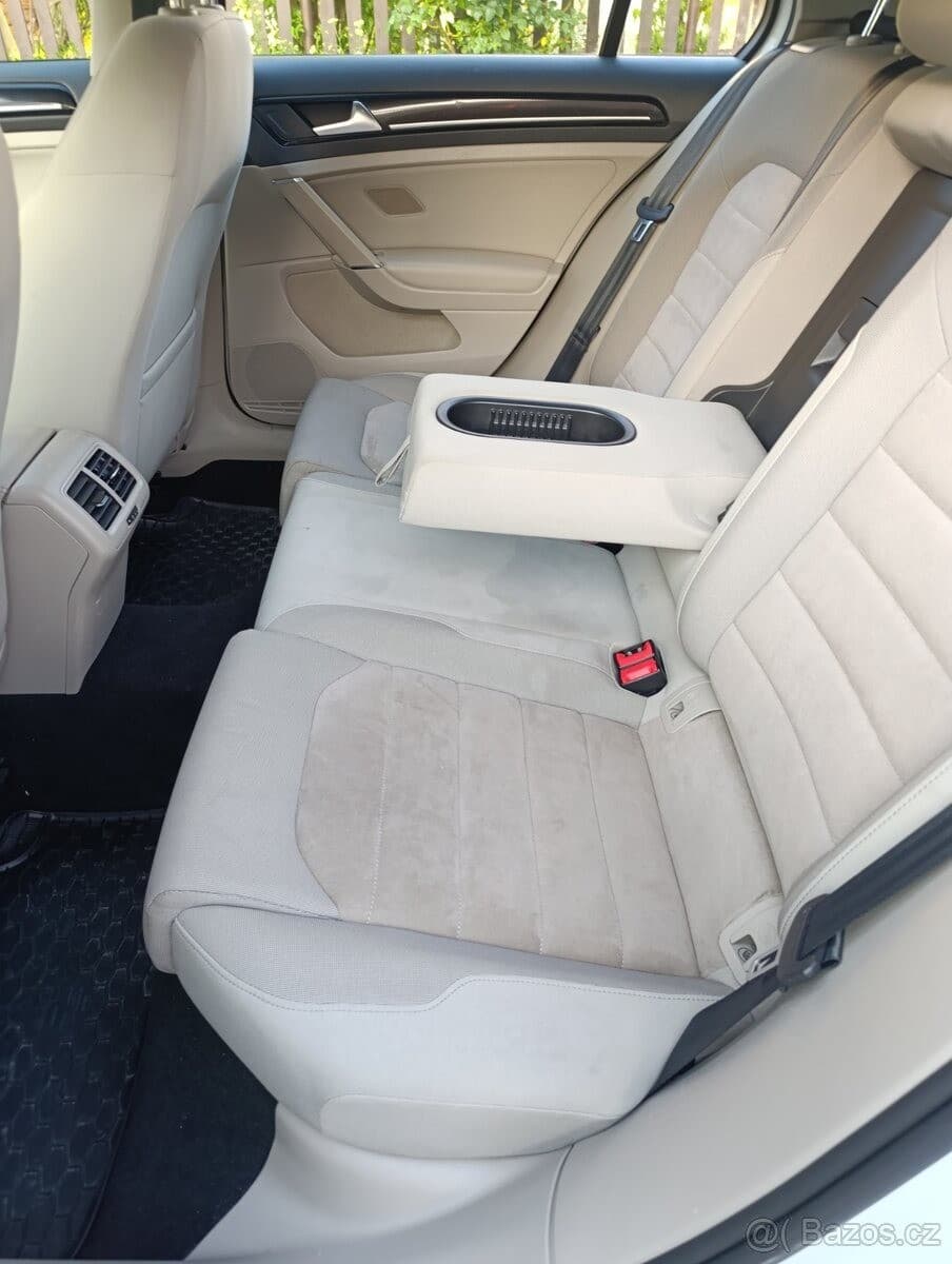 2015 Volkswagen GOLF - 15