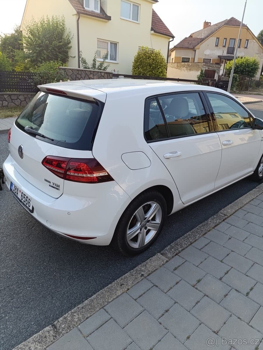 2015 Volkswagen GOLF - 8
