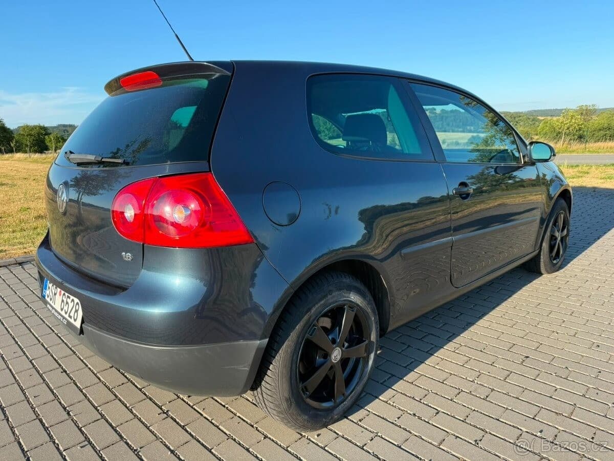 Volkswagen GOLF - 4