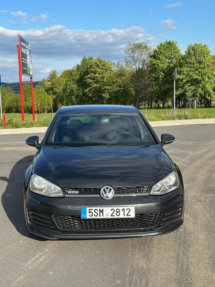 2014 Volkswagen GOLF - 2