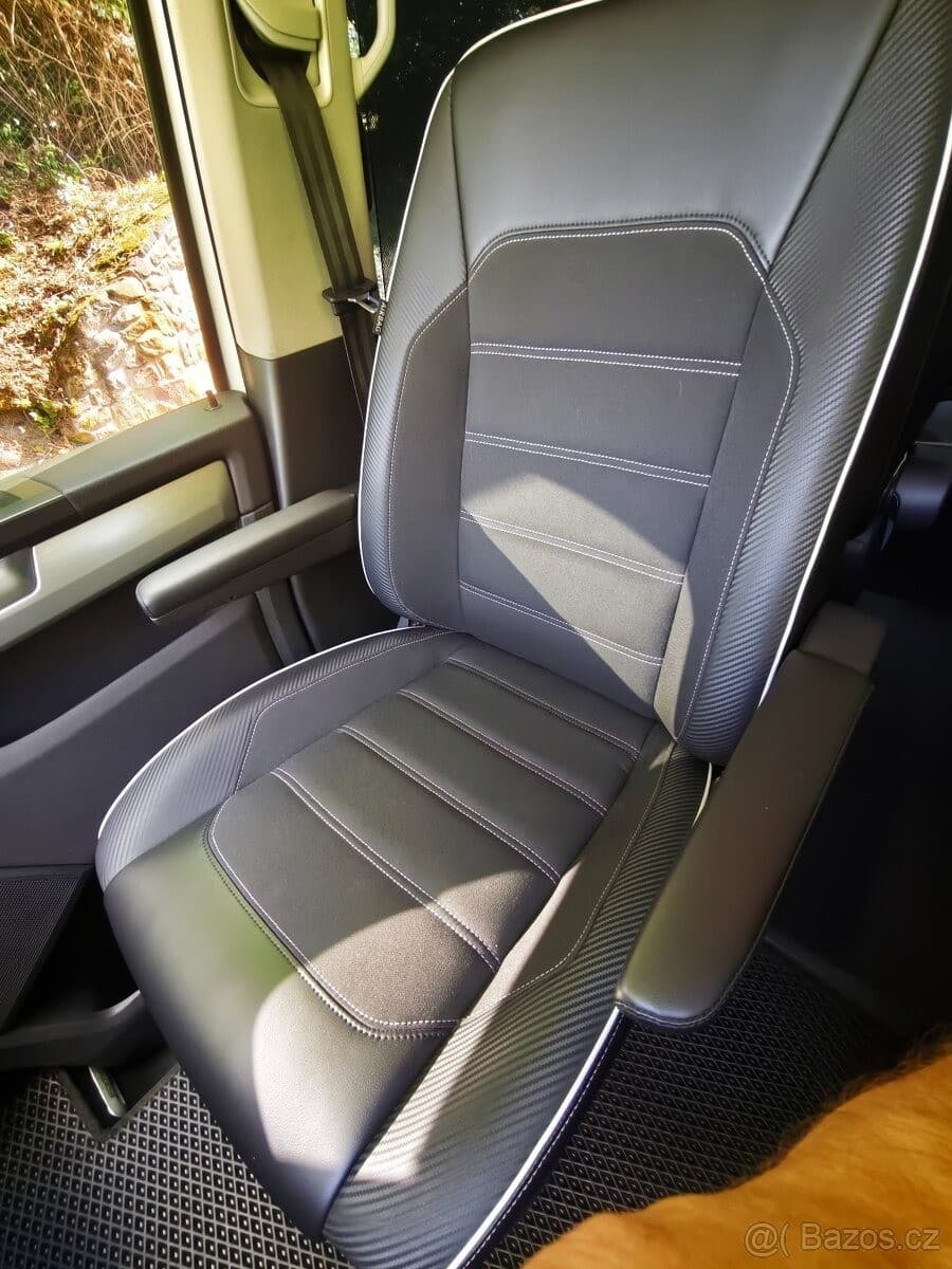 2017 Volkswagen MULTIVAN - 4
