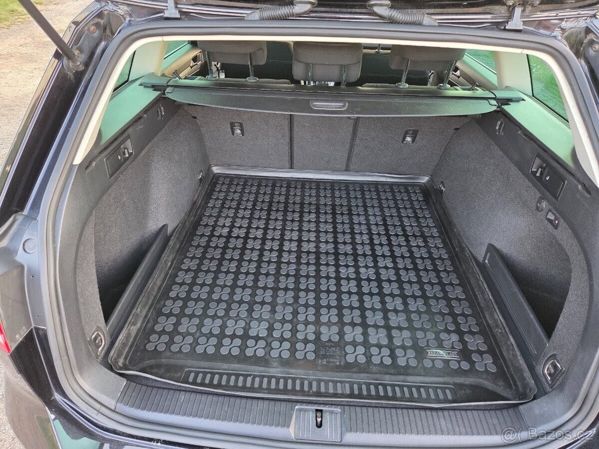 Volkswagen PASSAT - 6