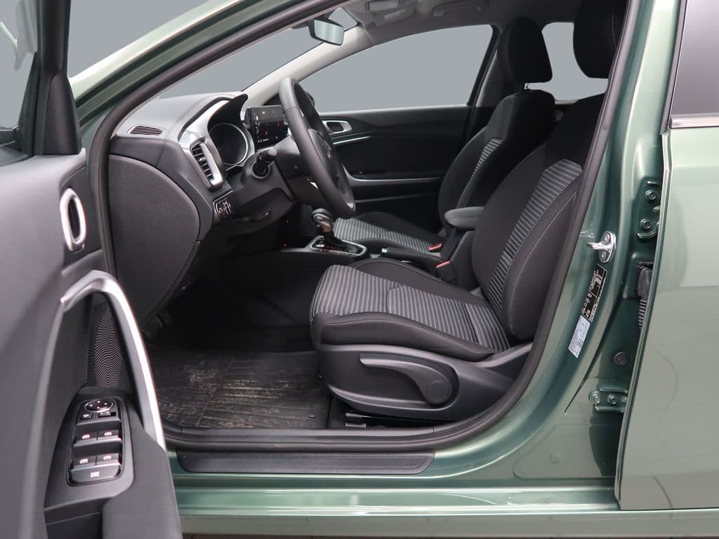 2025 Kia CEE'D - 9