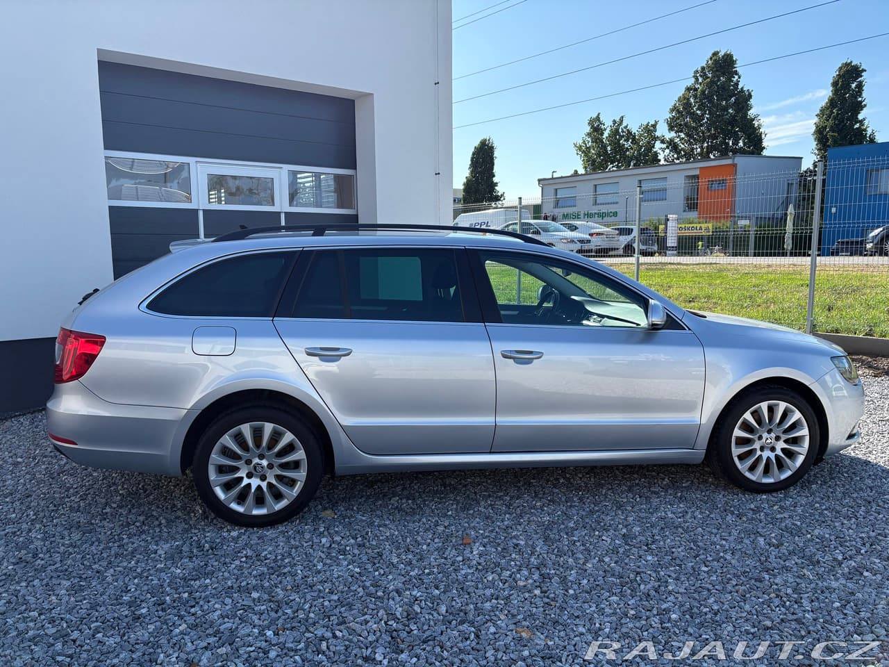2014 Škoda SUPERB - 10