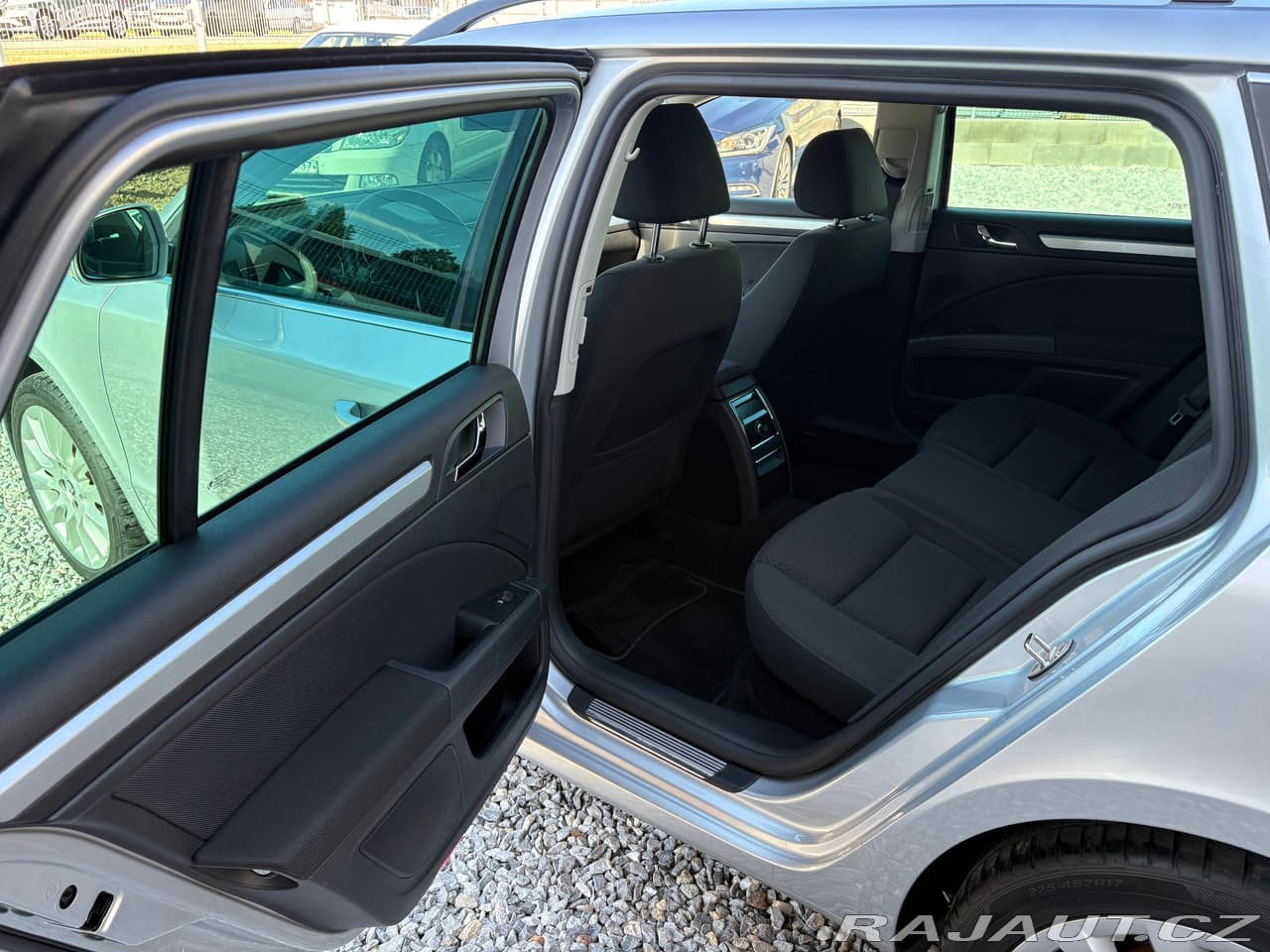 2014 Škoda SUPERB - 15