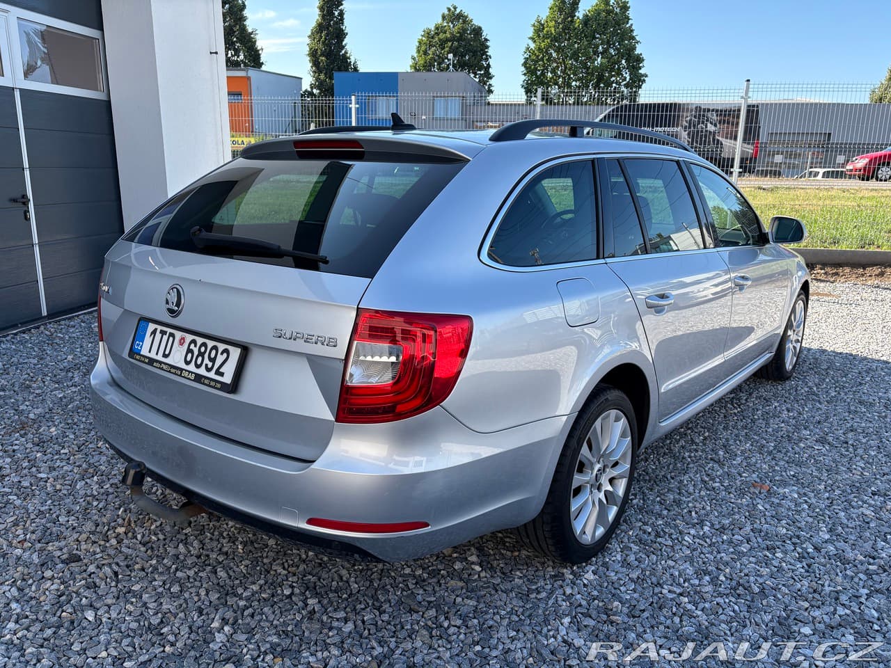 2014 Škoda SUPERB - 9