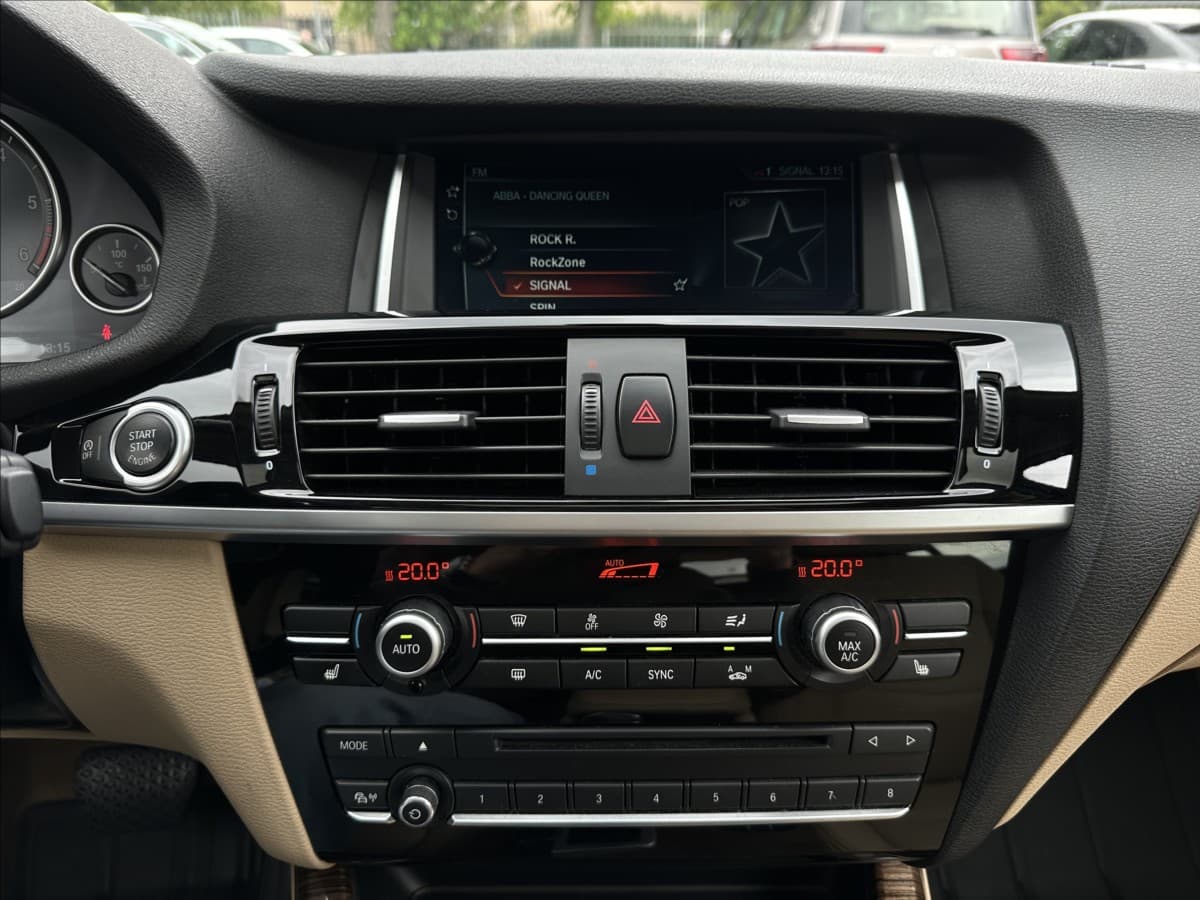 2017 BMW X4 - 19
