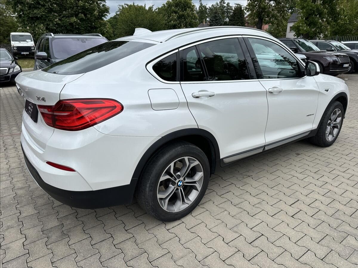2017 BMW X4 - 6