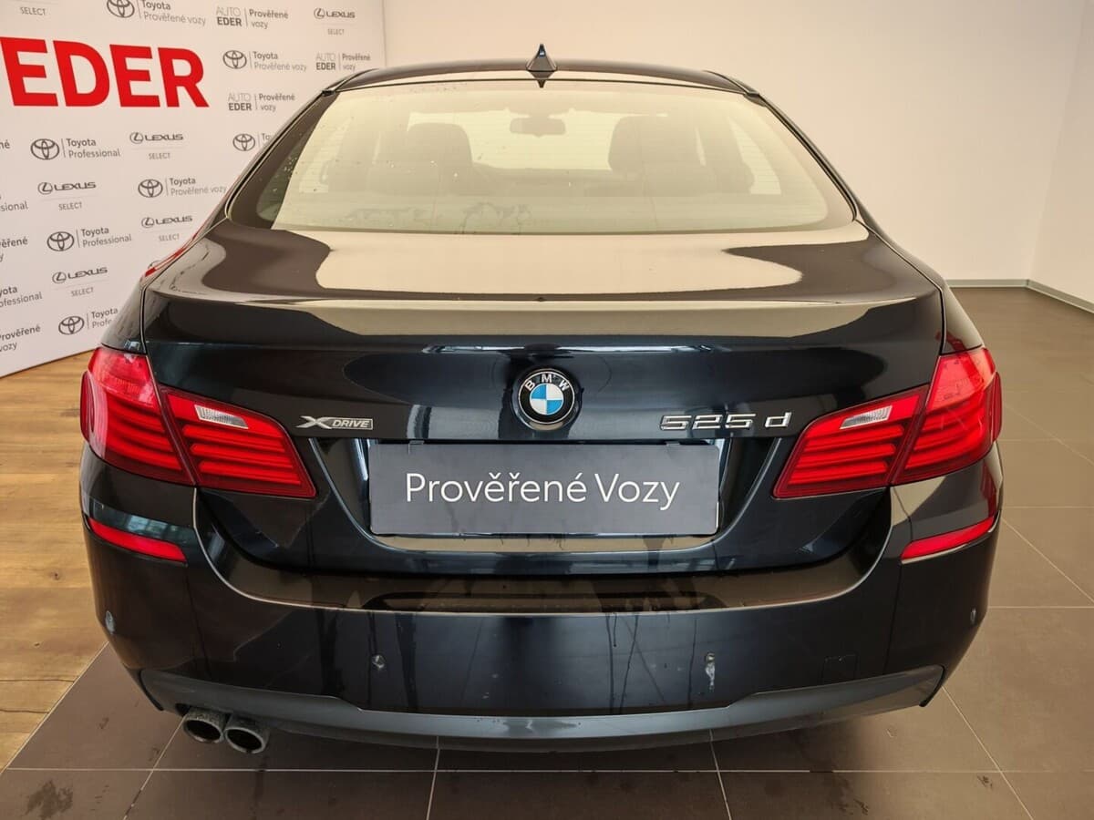 2017 BMW 5-SERIES - 3