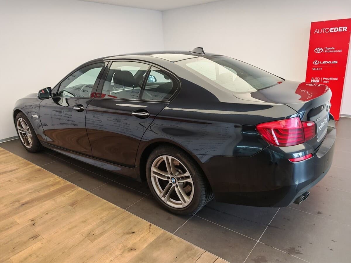 2017 BMW 5-SERIES - 5