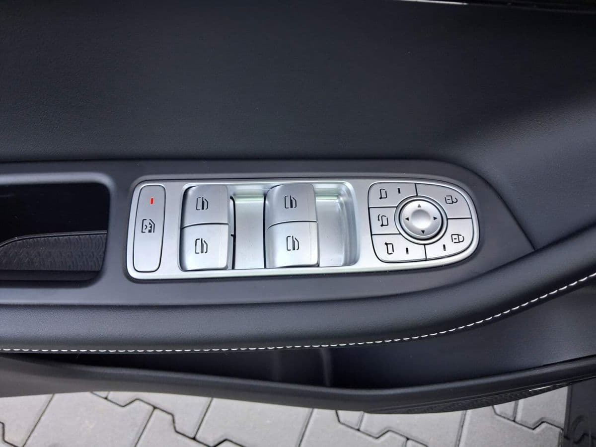 2026 Omoda 5 - 11