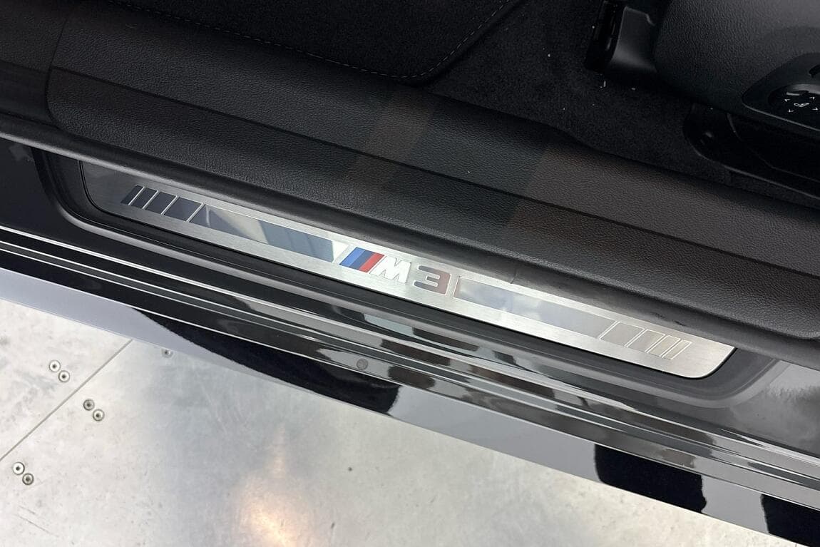 2025 BMW M3 - 16