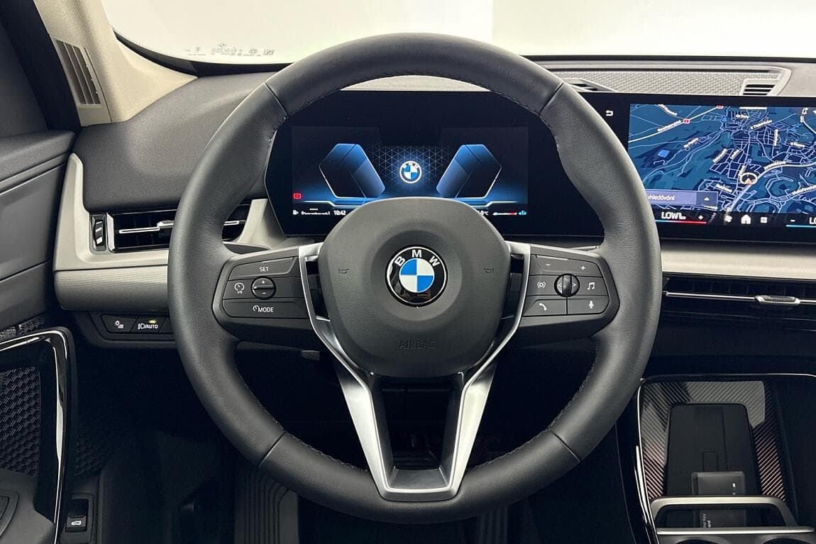 2025 BMW X1 - 19