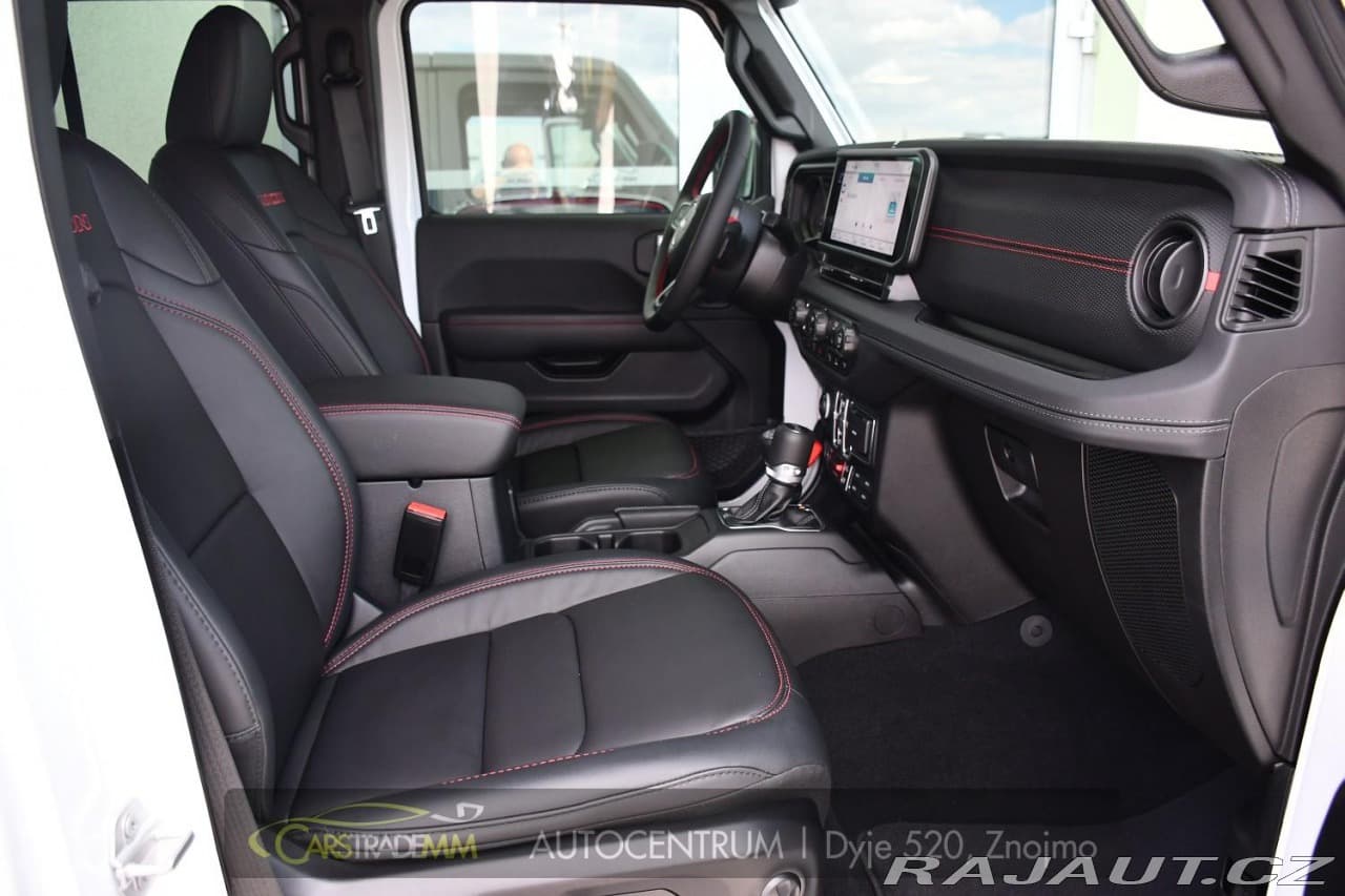 2025 Jeep WRANGLER - 16