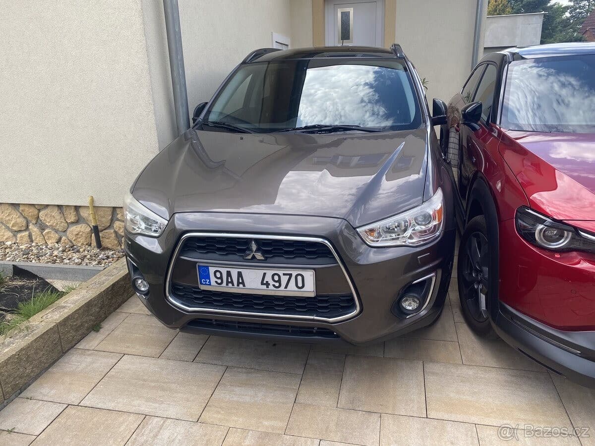 Mitsubishi ASX - 8