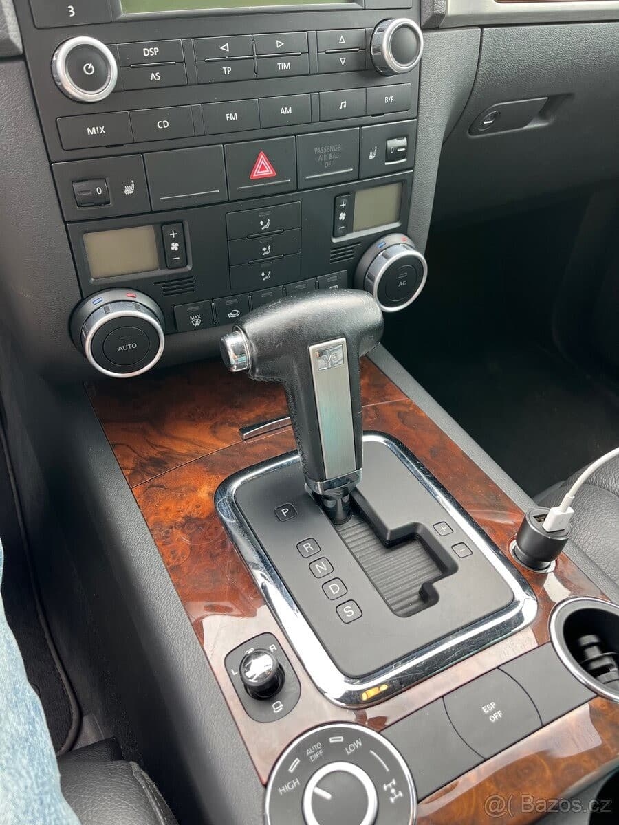 2007 Volkswagen TOUAREG - 13