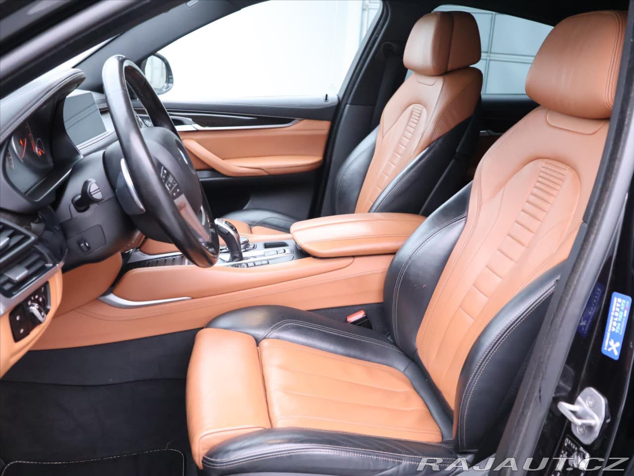 2015 BMW X6 - 11