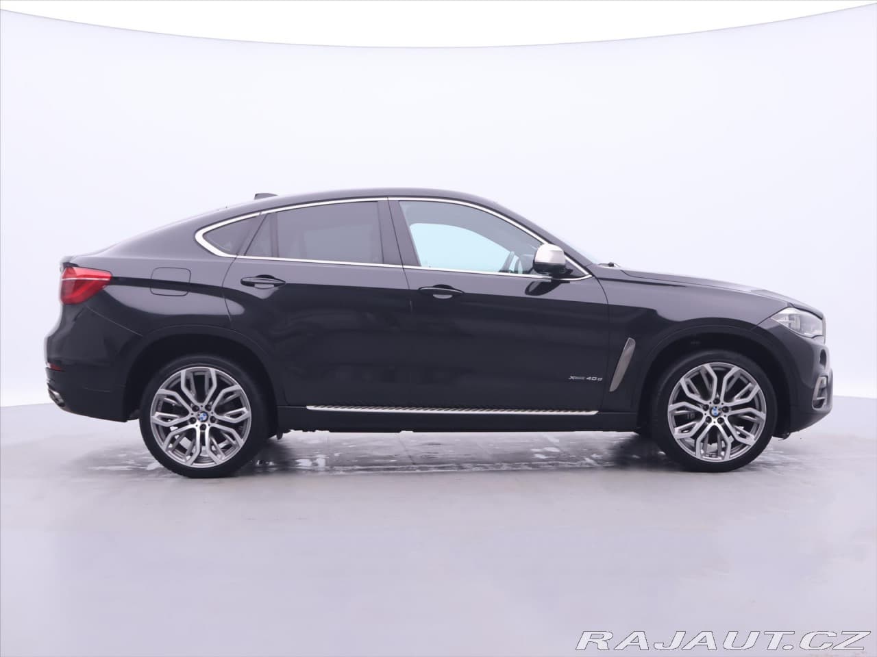 2015 BMW X6 - 8