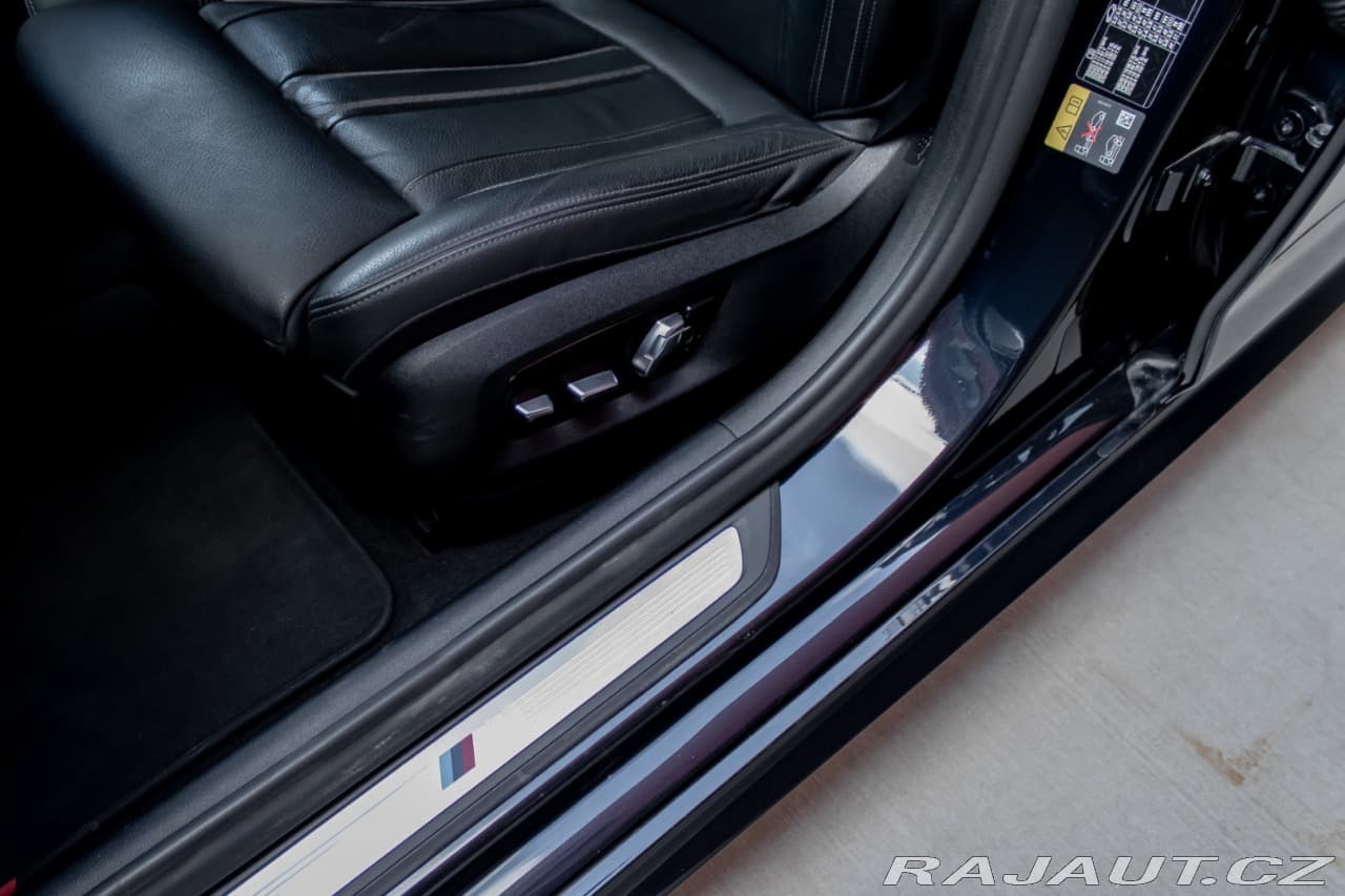 2022 BMW 5-SERIES - 18