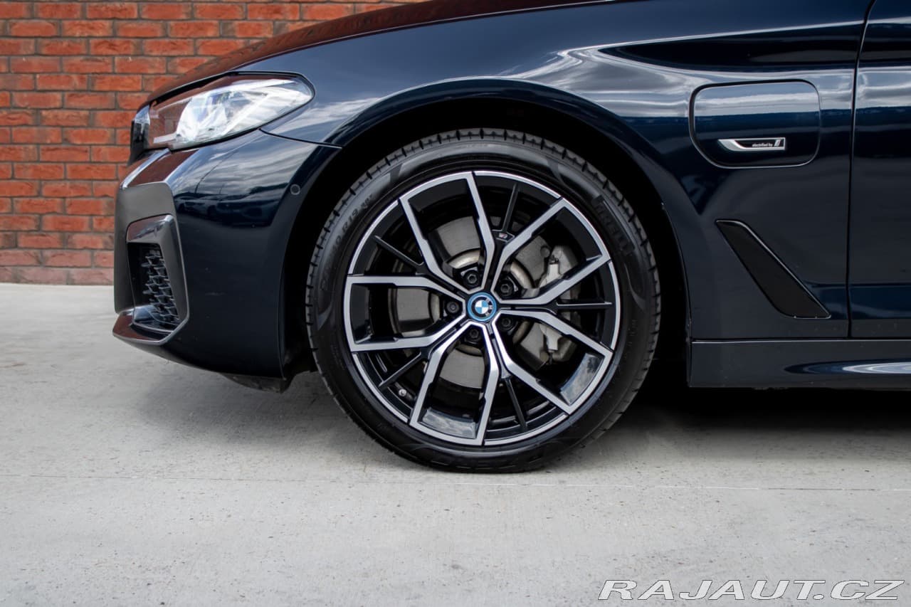 2022 BMW 5-SERIES - 7