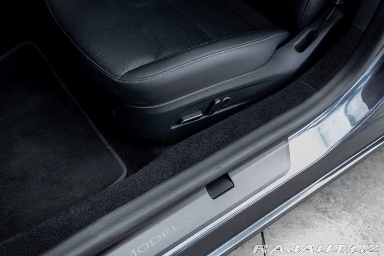 2023 Tesla MODEL 3 - 15
