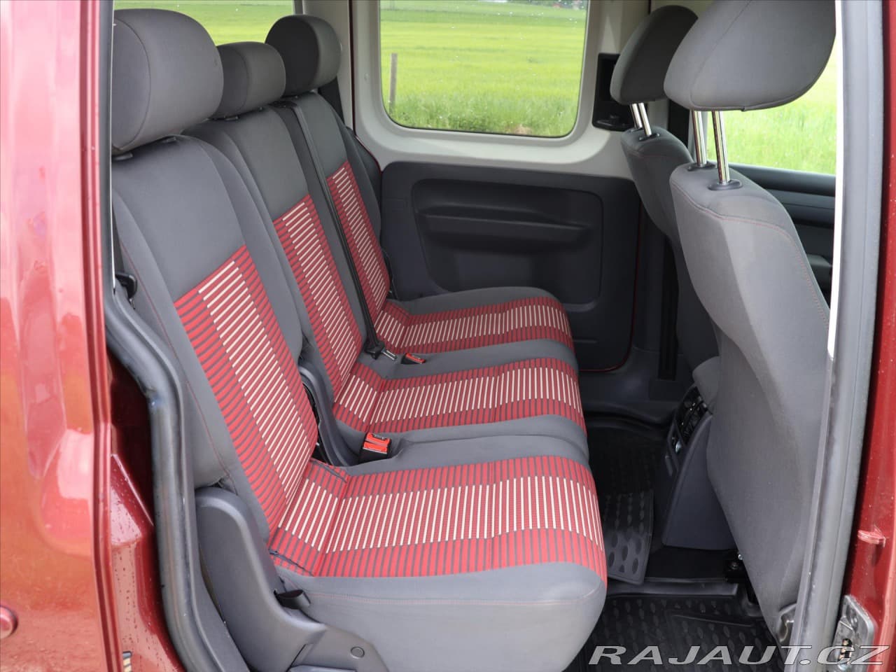 2011 Volkswagen CADDY - 10