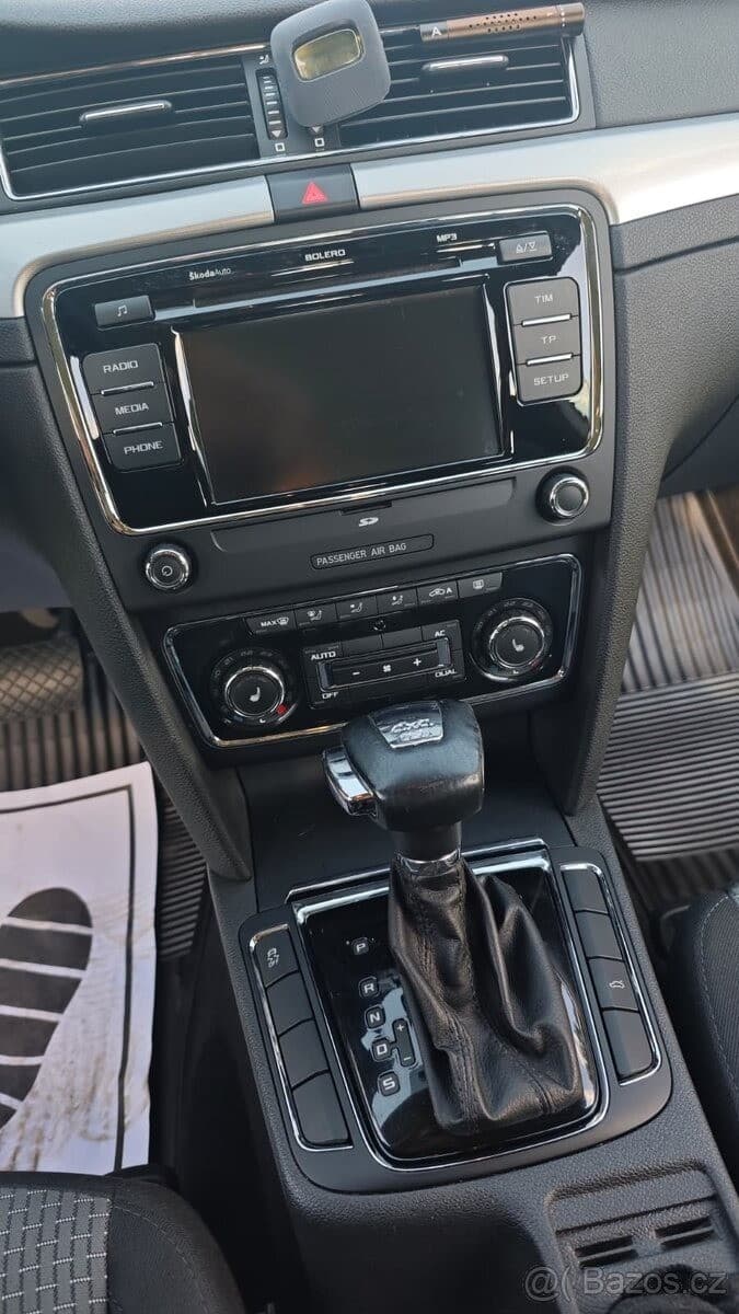 2012 Škoda SUPERB - 10