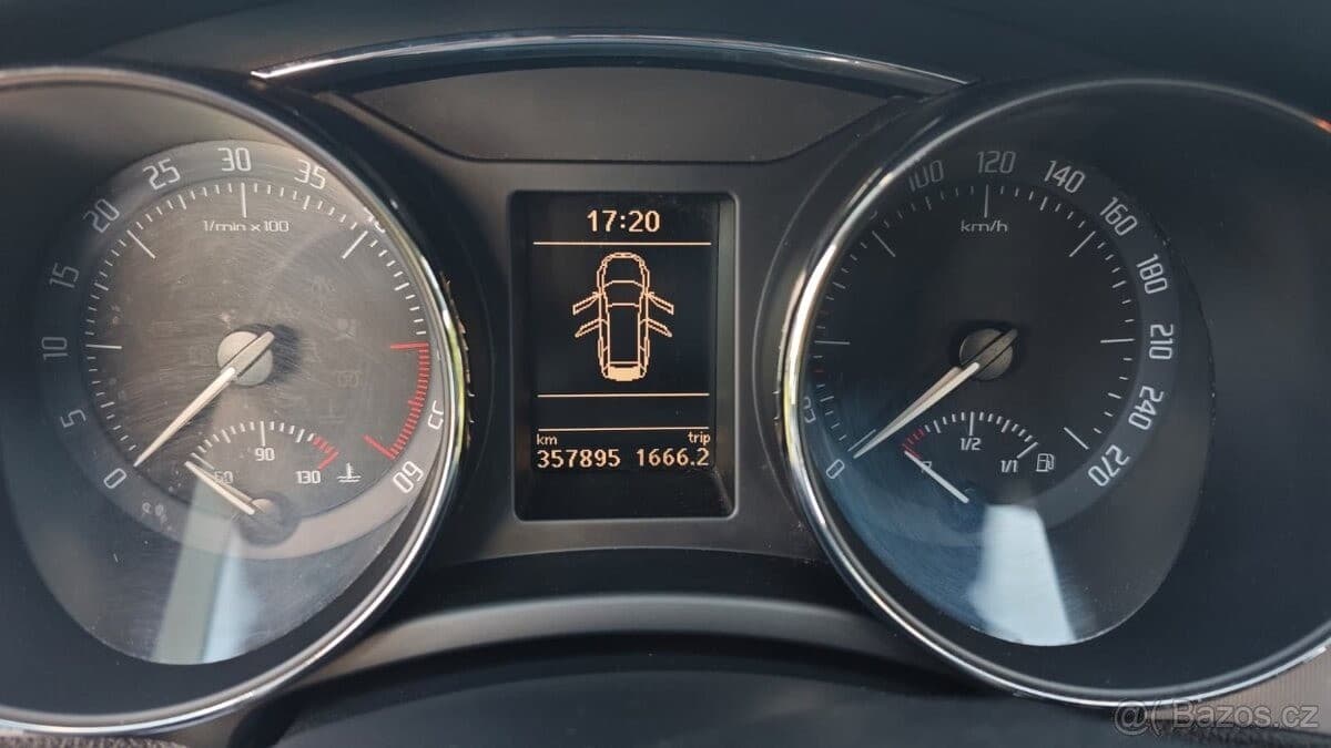 2012 Škoda SUPERB - 11