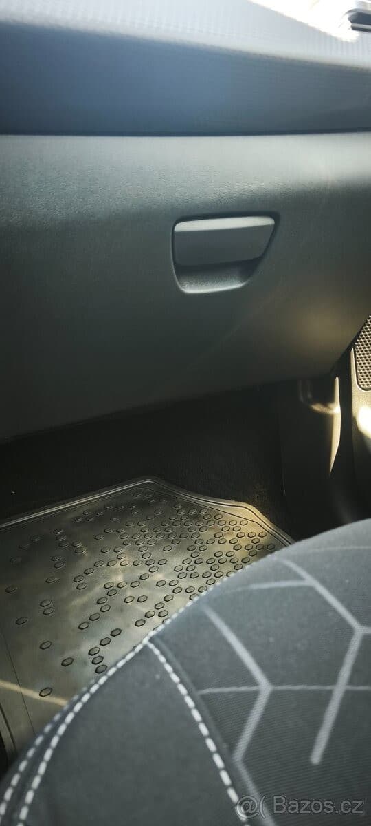 2019 Peugeot 2008 - 10