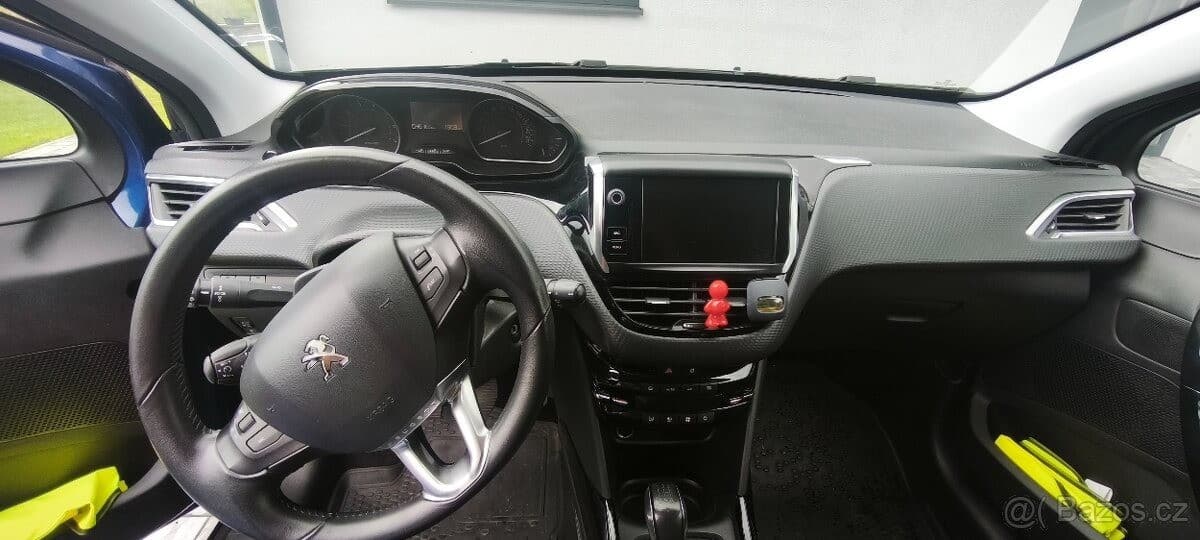 2019 Peugeot 2008 - 8