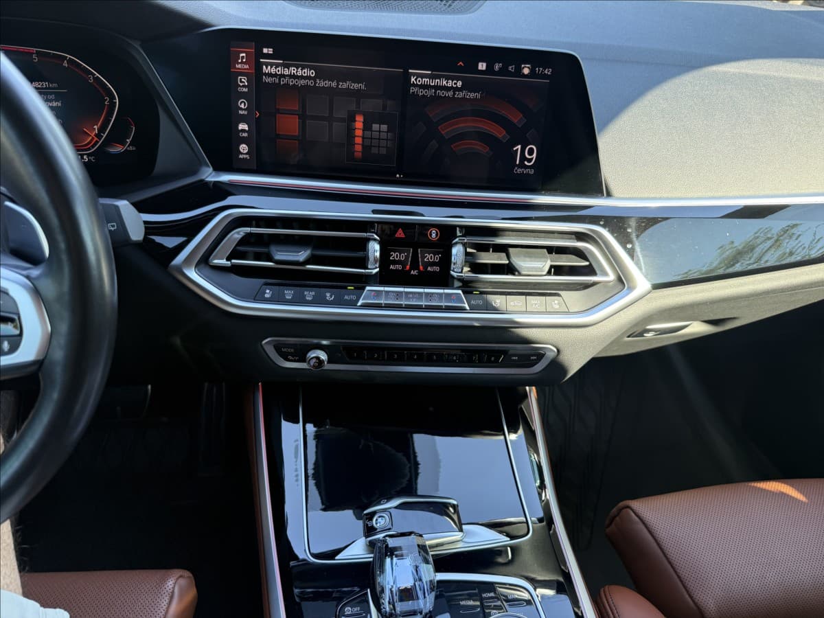 2019 BMW X5 - 19
