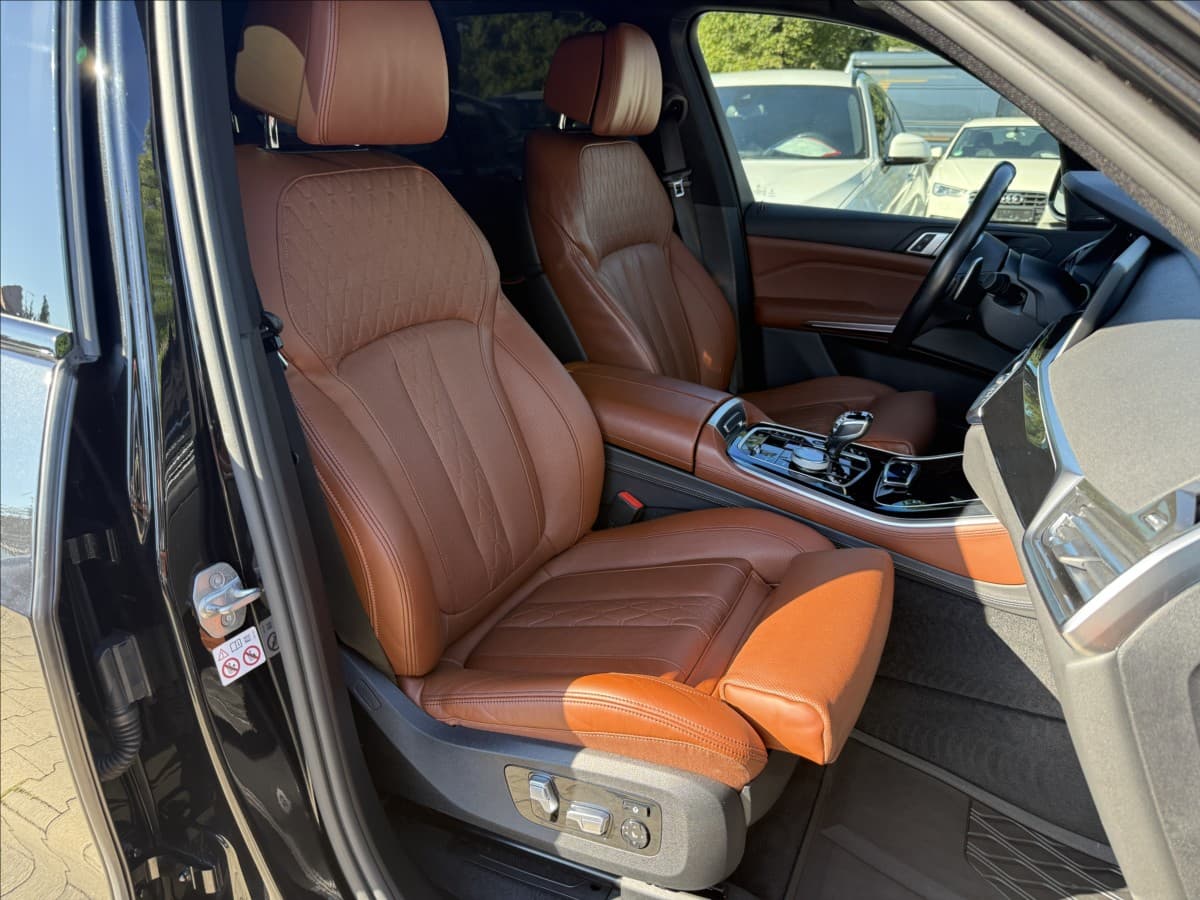 2019 BMW X5 - 9