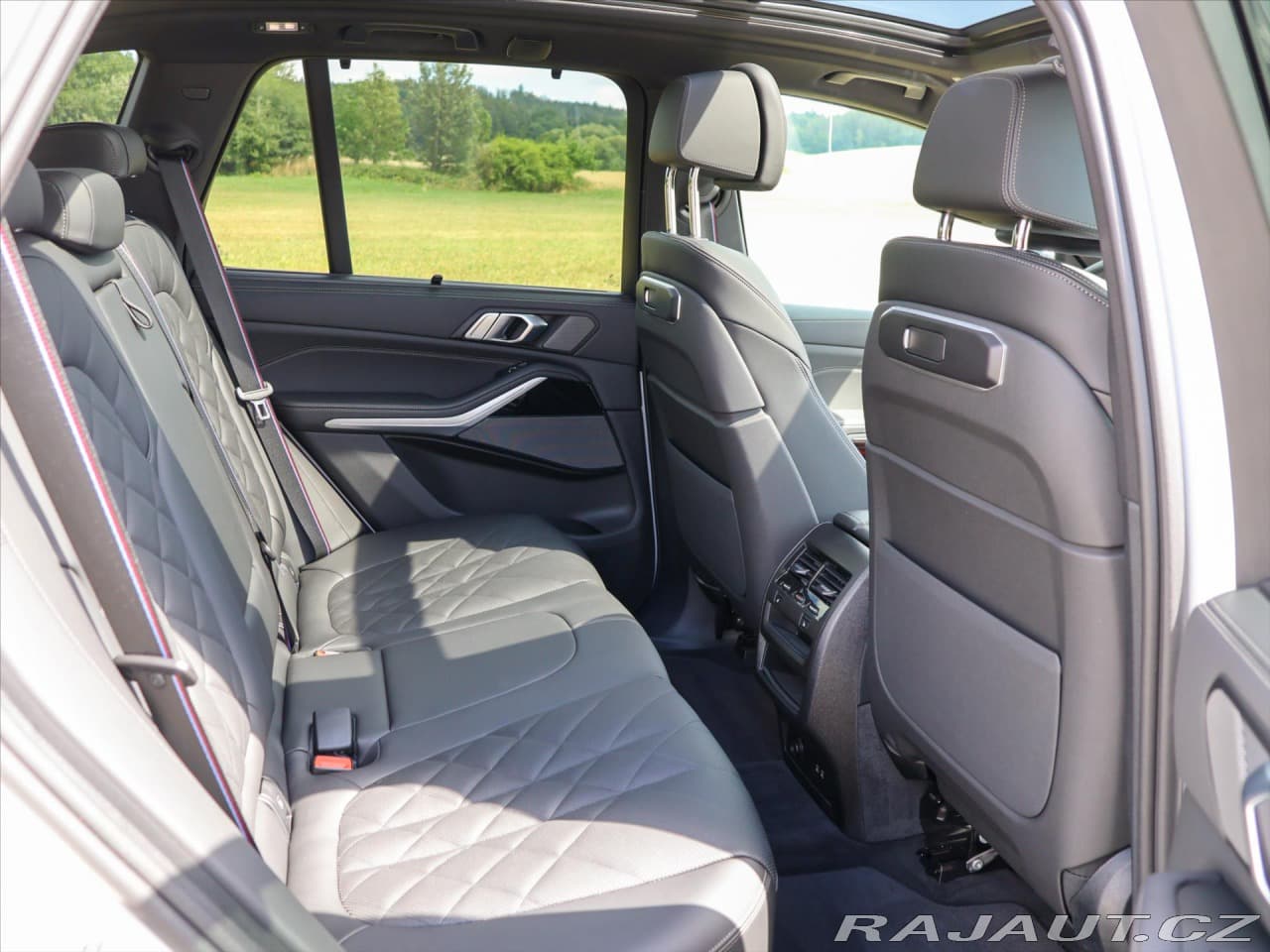 2026 BMW X5 - 15