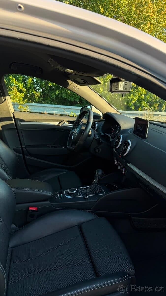 2015 Audi A3 - 10