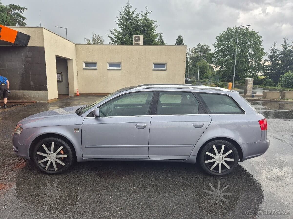 Audi A4 - 4