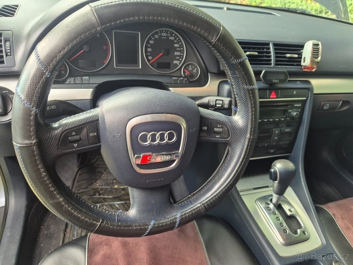 Audi A4 - 8