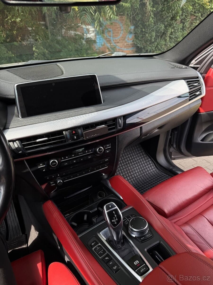 2017 BMW X6 - 8