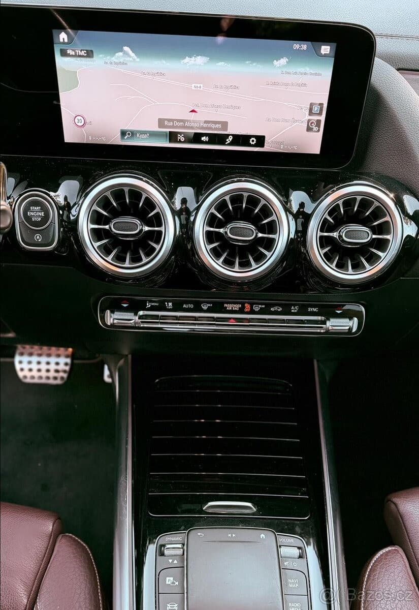 Mercedes-Benz GLA - 5