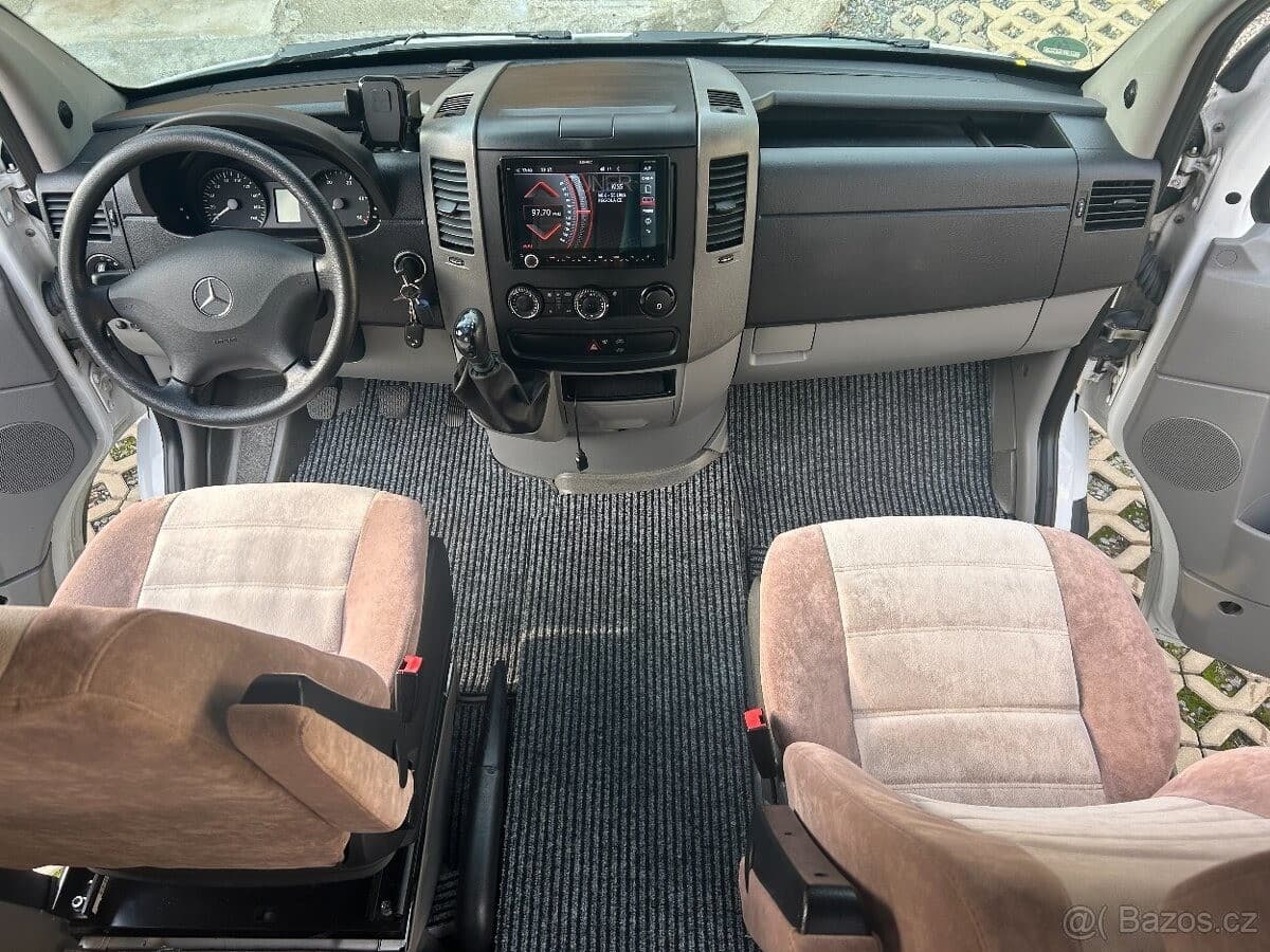 2011 Mercedes-Benz SPRINTER - 5