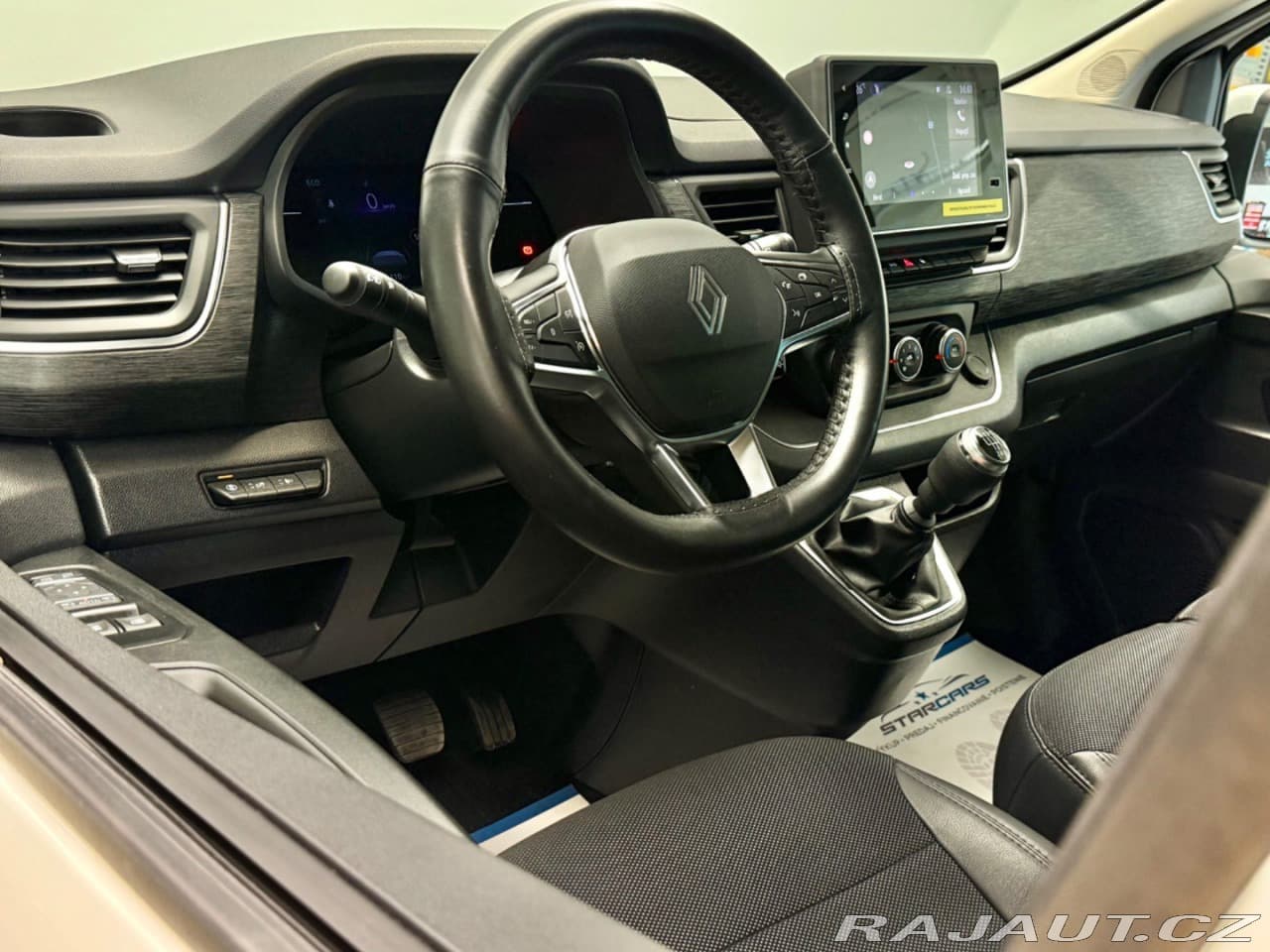 2025 Renault TRAFIC - 11