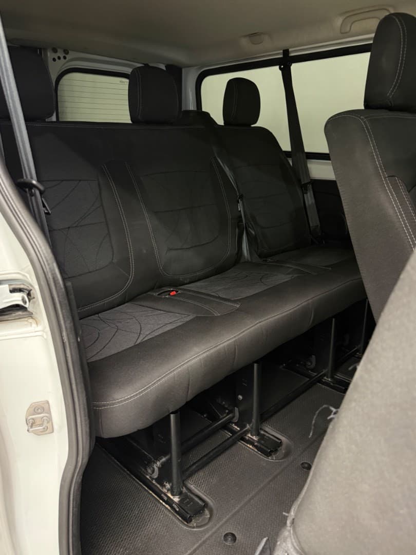 2021 Renault TRAFIC - 15