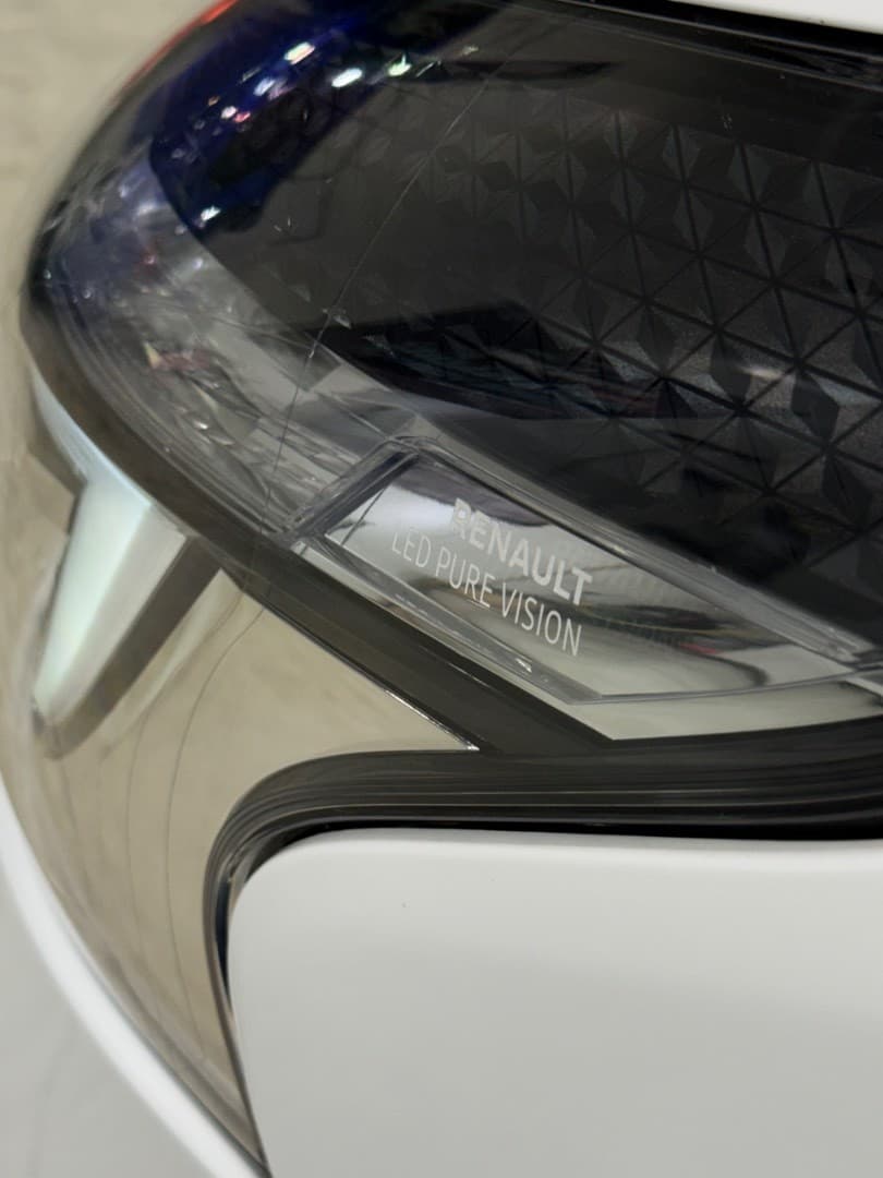 2021 Renault TRAFIC - 8