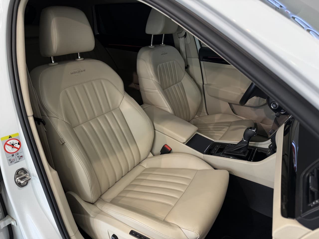 2018 Škoda SUPERB - 11